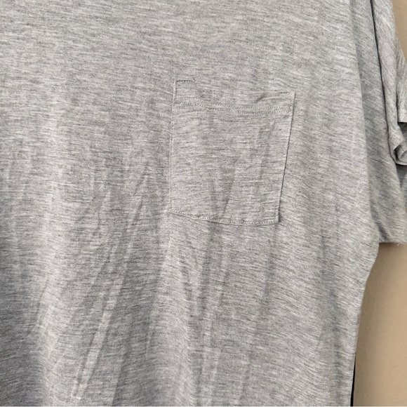 NWOT Bundle of 2 Forever 21 Tops - Picture 8 of 11